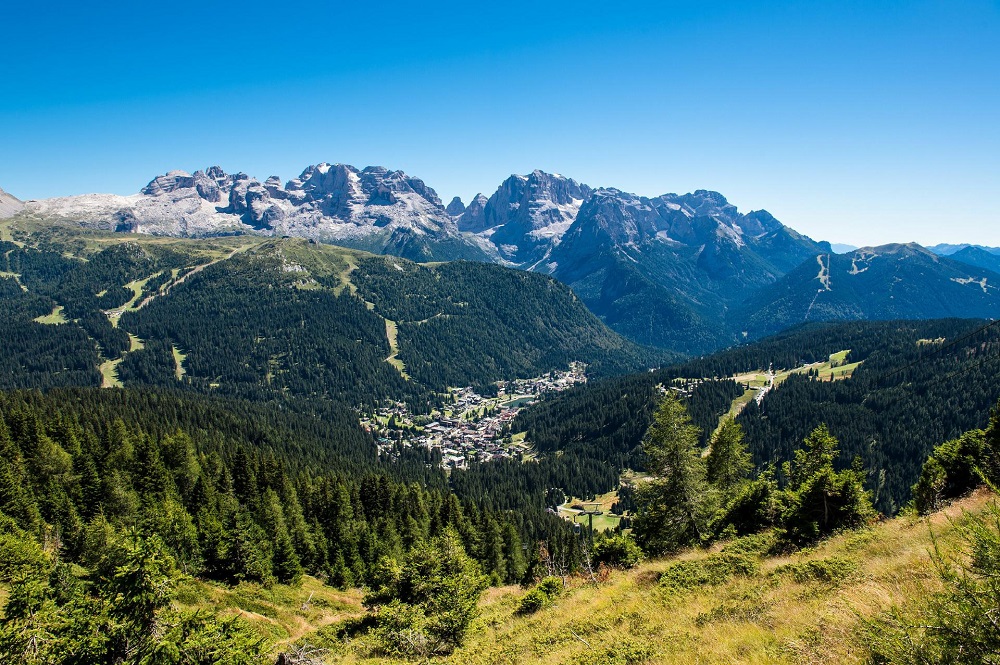 Ryanair erschließt neue Wege für Mountainbiker: Von Hamburg, Nürnberg oder Berlin kann man ab sofort den Flughafen in Verona ansteuern und ist im Handumdrehen im Trentino.