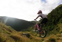10-jährige Mountainbikerin